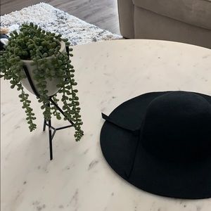 Wool Floppy Hat, Black